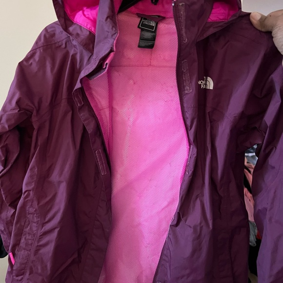 NorthFace Rain jacket - Picture 4 of 6